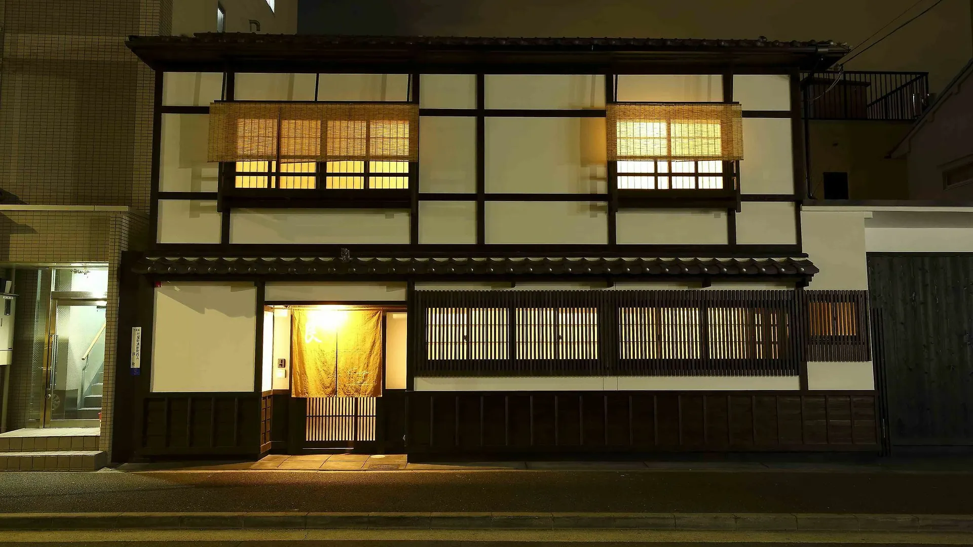 ホテル Campton 1 Ushitora 京都市